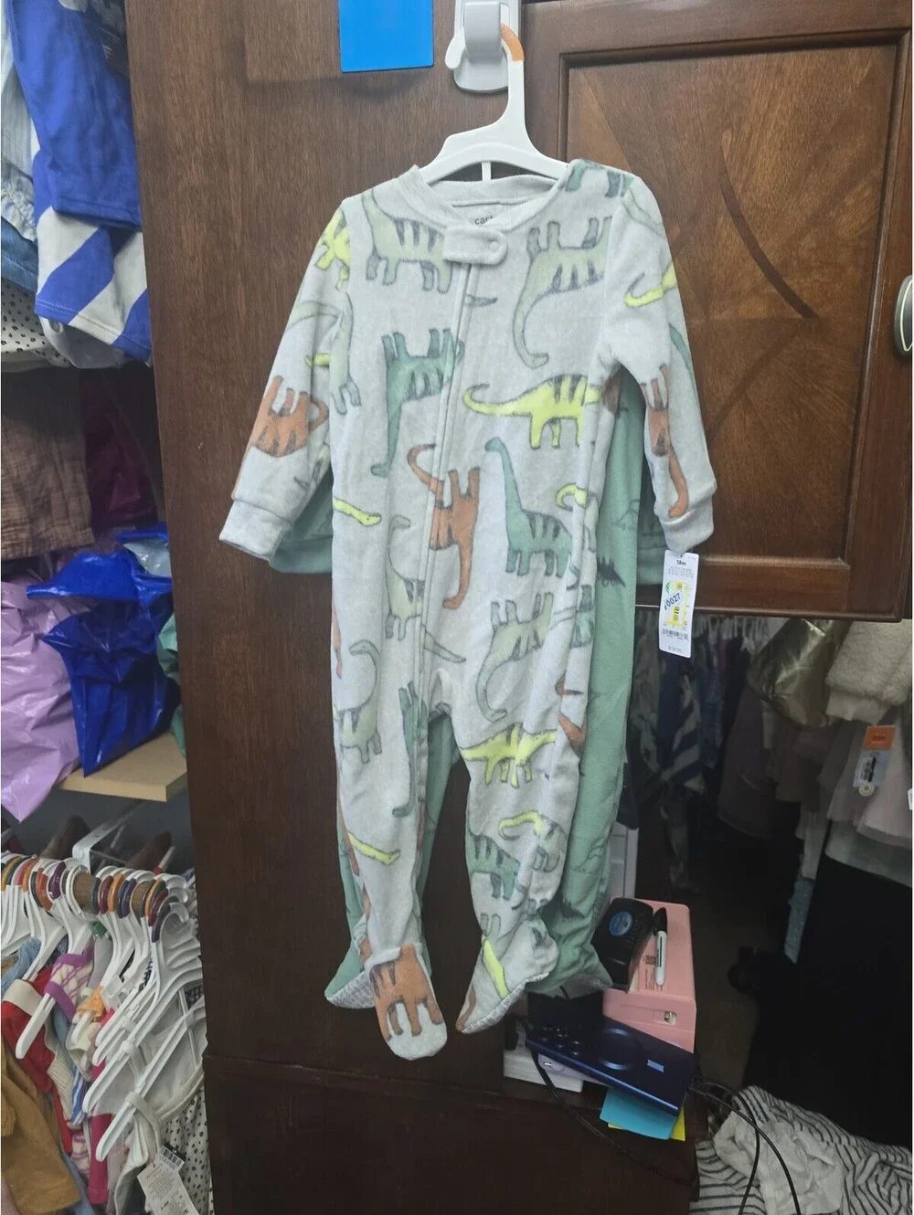 18m brand new pajamas from carter's item, 27G4